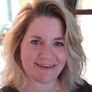 Meet your Posher, Krystal